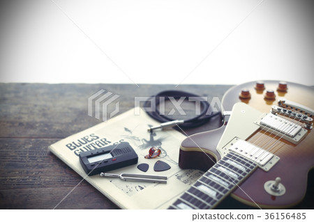  Electric guitar 36156485