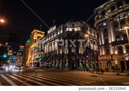 Night view of the China and Shanghai Bund 36158948