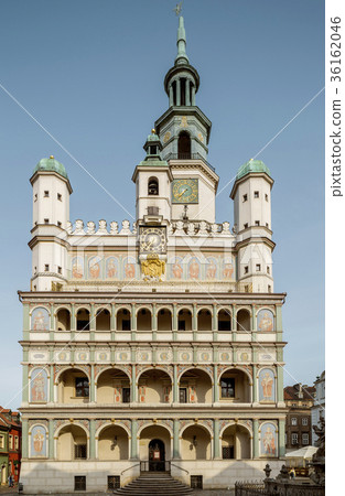 Town hall in old town of Poznan, Poland 36162046