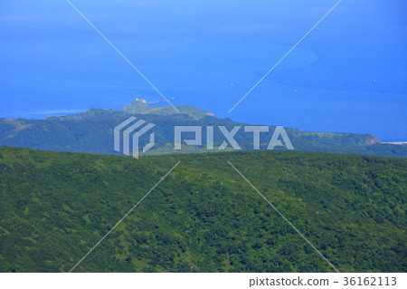 日本海和Kamitei從山頂看到。 36162113