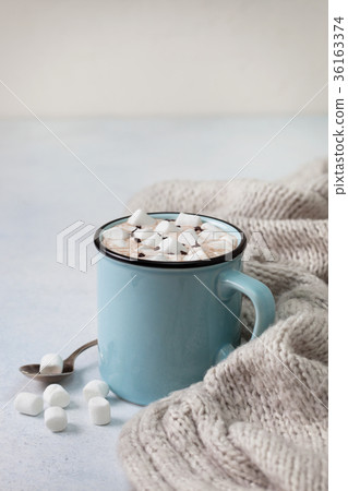 hot chocolate with marshmallow hot chocolate with marshmallow 36163374