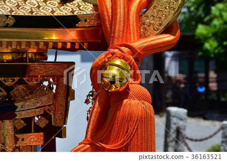 A bell of god 36163521