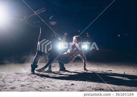 Maniac with baseball bat try to kill female victim Maniac with baseball bat try to kill female victim 36165184