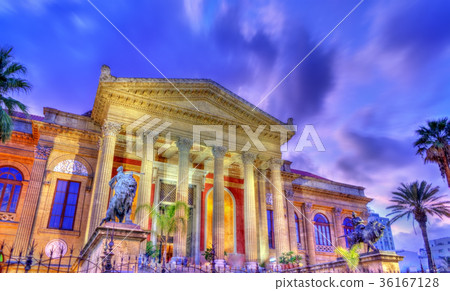 The Teatro Massimo Vittorio Emanuele, the biggest 36167128