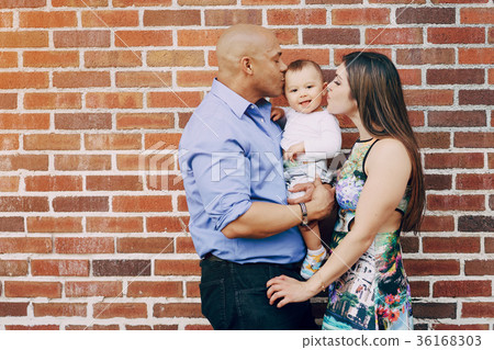 family near wall family near wall 36168303