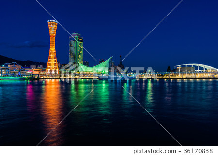 Kobe port scenery, night view 36170838