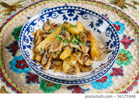 roasted potato with mushrooms roasted potato with mushrooms 36175946