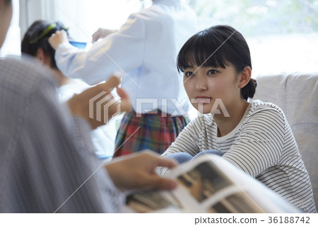 Creative share house image 36188742