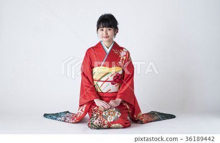 Kimono female portrait 36189442