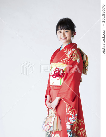 Kimono female portrait 36189570