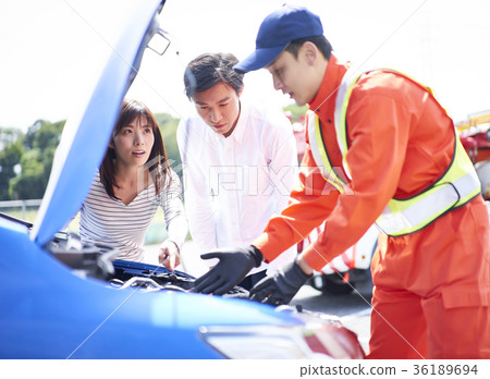 Road service men 36189694