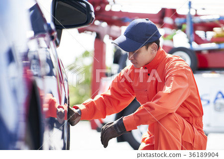 Road service men 36189904