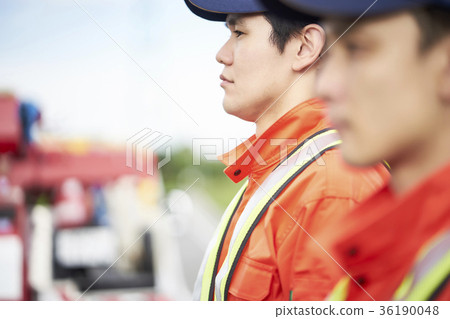 Road service men Road service men 36190048