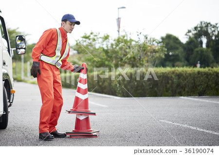 道路服務人員 36190074