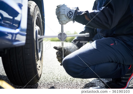 Road service men 36190103