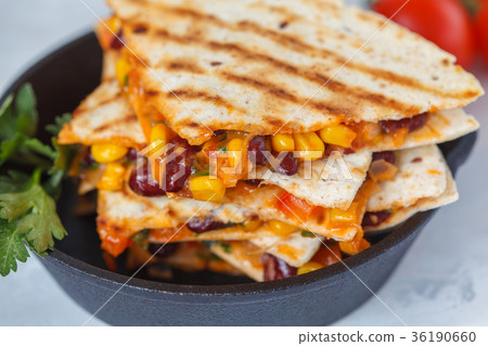 Vegetarian quesadilla with vegetables and cheese 36190660