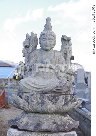 Shinshu's cultural property, master craftsman Sadaharu Moriya's stone Buddha, Fukuzawa family's associate sect Kannon Bodhisattva (Komagane City Fukuoka) Sadaji Buddhist masterpiece 36195308