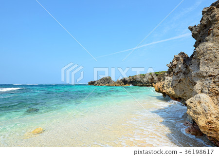 Beautiful beach of Okinawa 36198617
