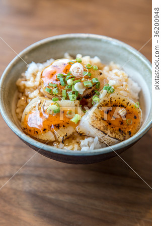 Hotate on rice Hotate on rice 36200948