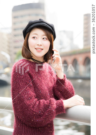 Out women 36201057