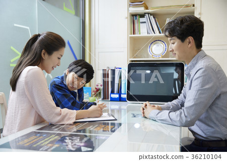 School, teacher, mother, student, consultation School, teacher, mother, student, consultation 36210104