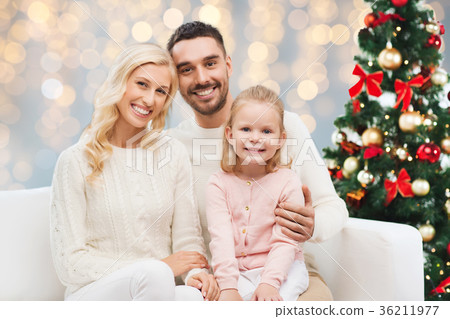 happy family over christmas tree happy family over christmas tree 36211977