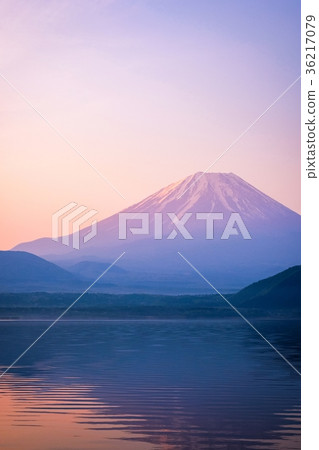 Lake Honjo (dawn) Lake Honjo (dawn) 36217079