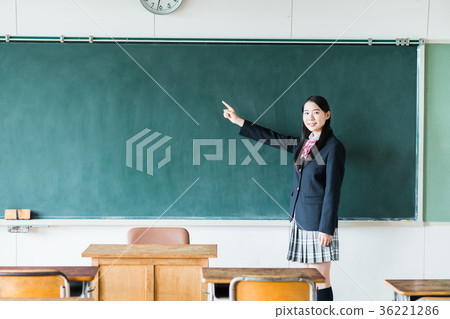 high school girl high school girl 36221286