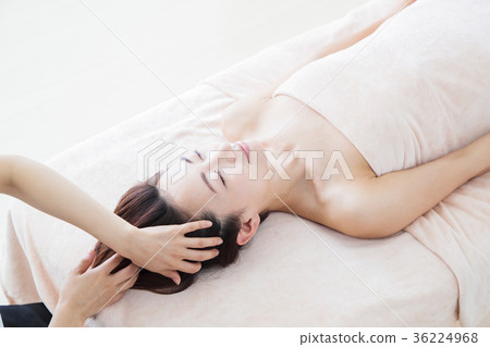 美麗的女人頭溫泉美容美容美髮沙龍 36224968