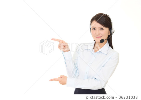 A smiling operator to instruct 36231038