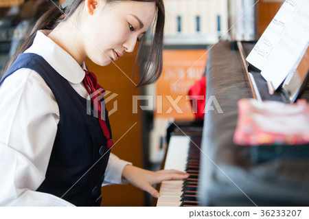 High School Student Piano Music Room High School Student Piano Music Room 36233207