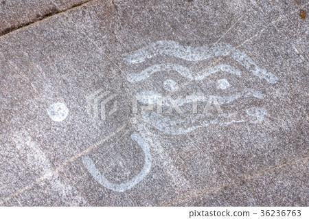 Petroglyphs 36236763