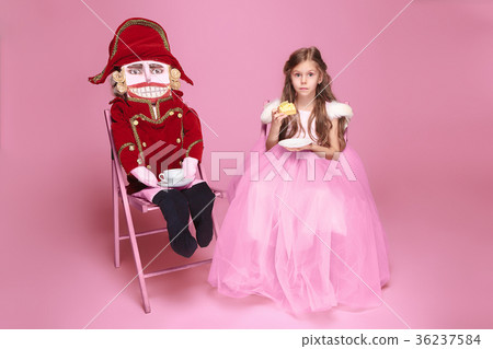 The beauty ballerina with nutcracker The beauty ballerina with nutcracker 36237584