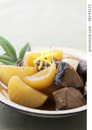 Yellowtail radish 6 36244123