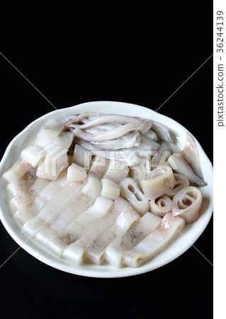 Suzukaeika's undercover 36244139