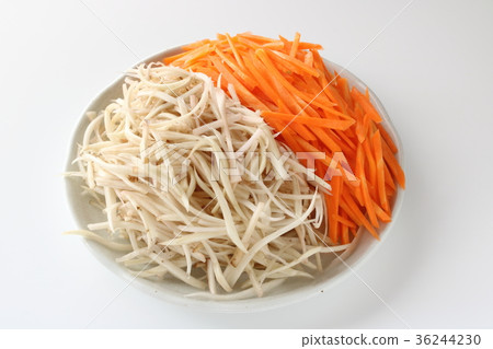 在蔬菜下 在蔬菜下 36244230