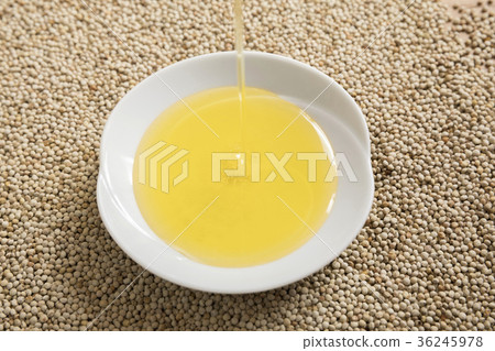 Egoma oil Sesame oil 36245978