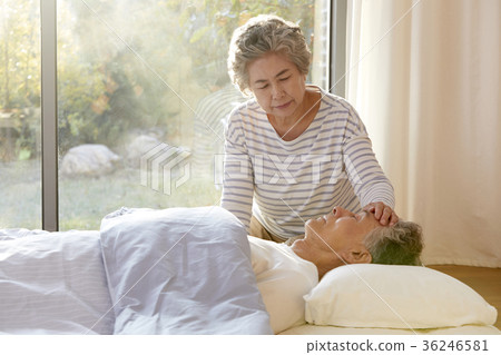 Family, old couple, husband, wife, nursing, care 36246581