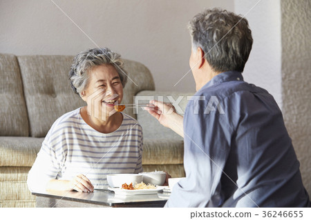 Family, elderly couple, husband, wife, feeding Family, elderly couple, husband, wife, feeding 36246655