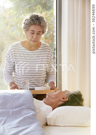 家庭,老夫妻,丈夫,妻子,護理,護理 家庭,老夫妻,丈夫,妻子,護理,護理 36246699