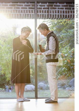 家庭，丈夫，妻子，幸福 36246715