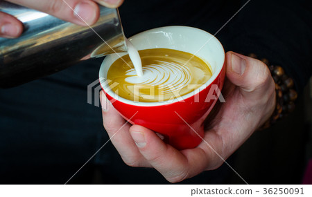 Barista Coffee Brewing 36250091