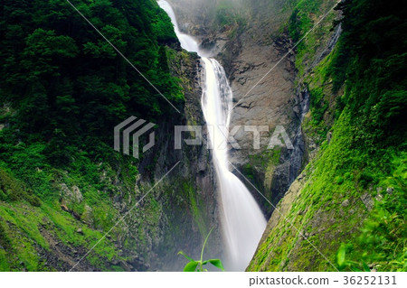 Japan's No. 1 Waterfall, Shona Falls 36252131