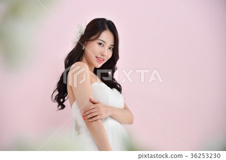 Bride, wedding, dress 36253230