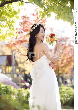 Bridal, outdoor, bouquet Bridal, outdoor, bouquet 36253589