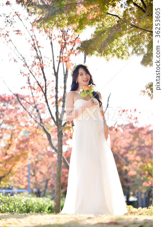 Bridal, outdoor, bouquet 36253605