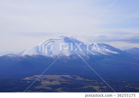 在雪化妝的淺間山 36255175
