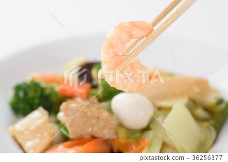 Hac Takana (with chopsticks) 36256377