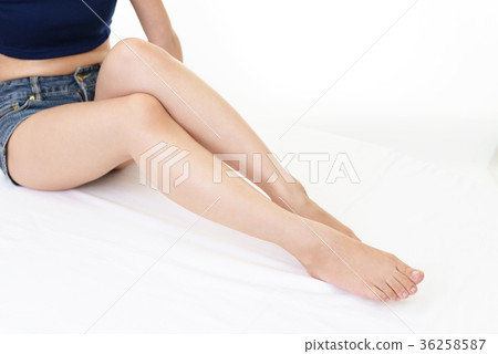 Beautiful women's legs 36258587