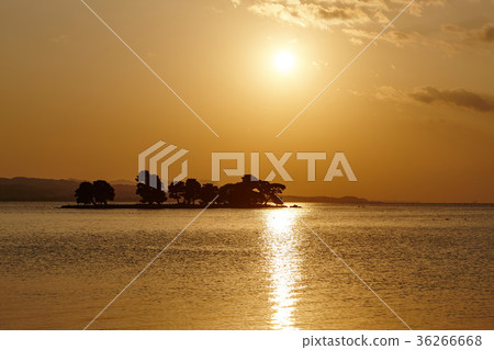 真嗣湖日落 36266668